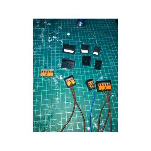 WAGO 221 İçin Tutucu (Bu ürün Sadece Plastik parçadır - Almadan Önce Soru Sorabilirsiniz)