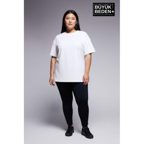 Büyük Beden Kadın Basic Tişört – Pamuklu Düz T-Shirt 3XL-6XL SPR26BTSK510