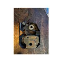 Volvo 850 Lastik Parçası (Bu ürün Sadece Plastik parçadır - Almadan Önce Soru Sorabilirsiniz)