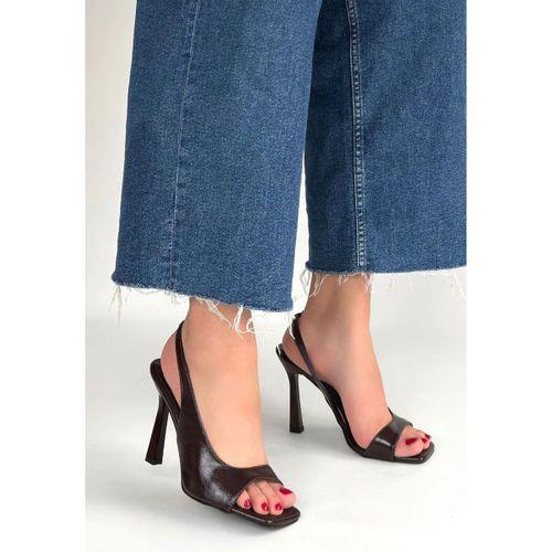 Janta Kahverengi Cilt Topuklu Ayakkabı