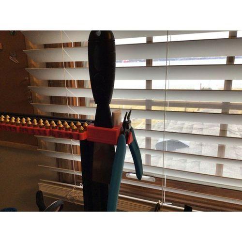 Ender 3 Alet Tutucu (Bu ürün Sadece Plastik parçadır - Almadan Önce Soru Sorabilirsiniz)