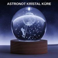 Lazer İşlemeli 3d Astronot Kristal Küre Led Işıklı Uzay Temalı Gece Lambası