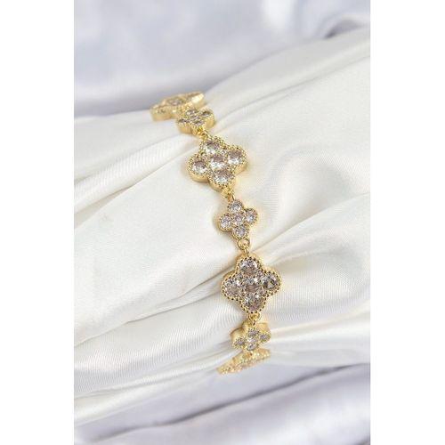 Pirinç Zirkon Taşlı Yonca Model Gold Renk VIP Seri Kadın Bileklik