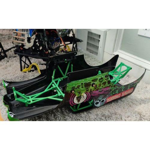 Body Adaptörü Losi LMT'den Danchee Ridgerock'a (Bu ürün Sadece Plastik parçadır - Almadan Önce Soru Sorabilirsiniz)