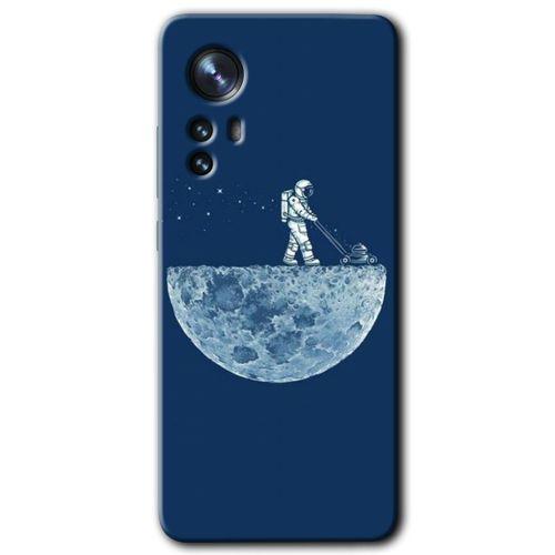 Xiaomi Mi 12 Kılıf HD Desen Baskılı Arka Kapak + Temperli Cam - Uzay İşçisi