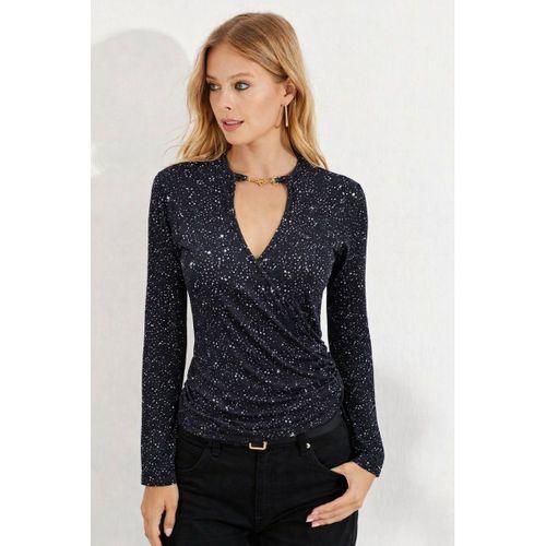 Kadın Uzun Kollu Kruvaze Yakalı Aksesuarlı Dalgıç Bluz