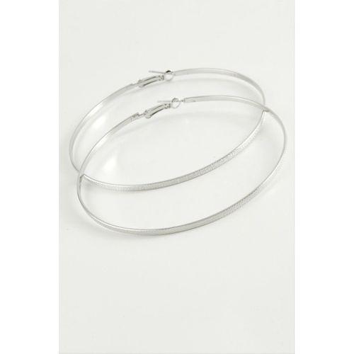 Noktalı Metal Halka Küpe 8-10 cm