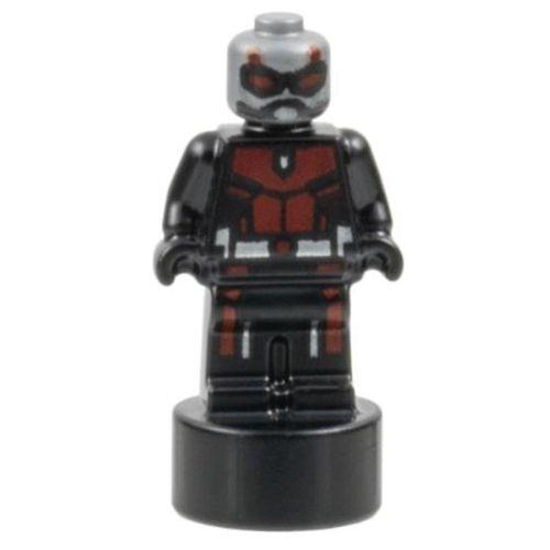 Lego Minifigür Marvel Studios Goliath wit Ant-Man Statuette  colmar20