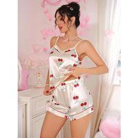 Kadın Ekru Kiraz Desenli Saten Şort Pijama Takımı 2226