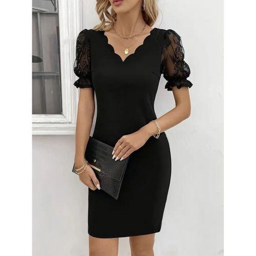 Kadın Kısa Kollu Dantelli V Yakalı Yanlardan Büzgülü çapraz Detaylı Ithal Krep Elbise