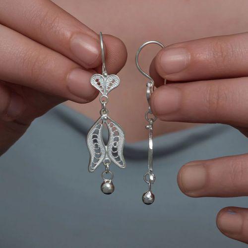 Gümüş Lale Motifli Telkari Kadın Küpe