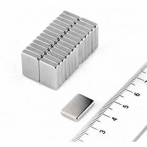 5 Adet 15x10x1.5 Mm Köşeli Neodyum Mıknatıs N35 Magnet Dayanıklı Nikel Kaplama