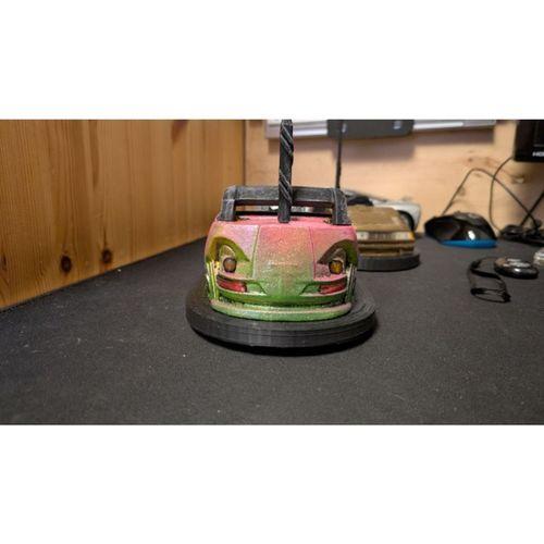 Reverchon I Car Autoscooter Ölçek 1/10 (Bu ürün Sadece Plastik parçadır - Almadan Önce Soru Sorabilirsiniz)