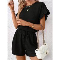 Kadın Kısa Kollu Bisiklet Yaka Bürümcük Bluz Ve Kısa Short Ikili Takım