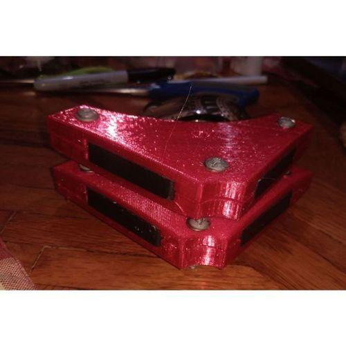 - Kaynak Kare Mıknatıs (Bu ürün Sadece Plastik parçadır - Almadan Önce Soru Sorabilirsiniz)