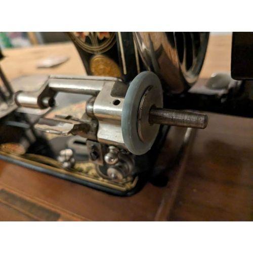 Bobin Sarıcı Lastik Dikiş Makinesi (Bu ürün Sadece Plastik parçadır - Almadan Önce Soru Sorabilirsiniz)