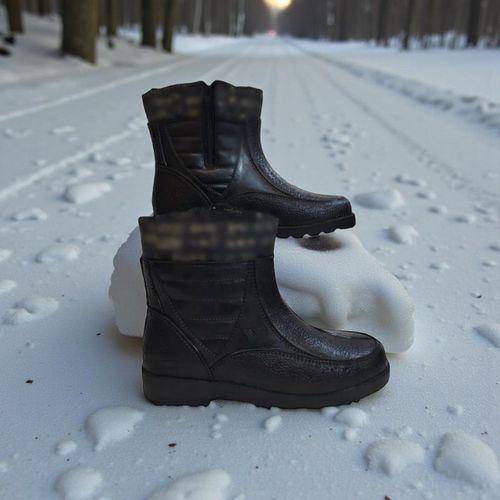 Fiyra Yaldır Siyah Renk İçi Kürklü Yumuşak Fermuarlı Plastik Bot