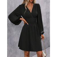 Kadın Uzun Kollu Kruvaze Yakalı Bel Korsajlı Mini Elbise