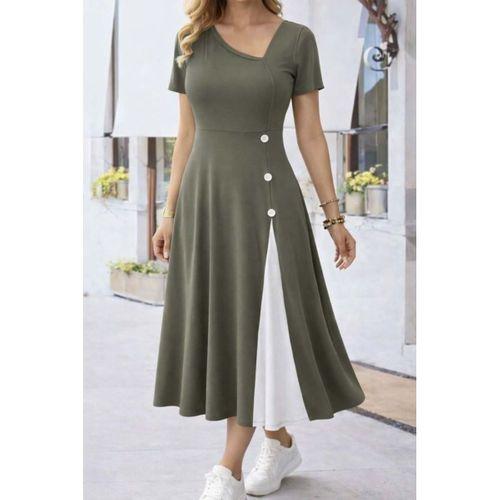 Kadın Kısa Kollu Asimetrik Yakalı Düğme Detaylı Midi Viskon Elbise