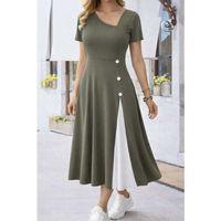 Kadın Kısa Kollu Asimetrik Yakalı Düğme Detaylı Midi Viskon Elbise