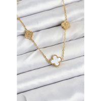 316L Çelik Zincir Gold Renk Beyaz ve Zirkon Taşlı Yonca Kadın Kolye