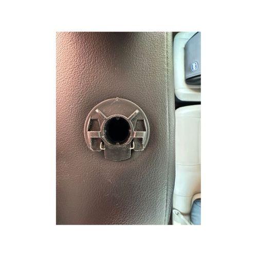 VW T6 Koltuk Klipsi (Bu ürün Sadece Plastik parçadır - Almadan Önce Soru Sorabilirsiniz)