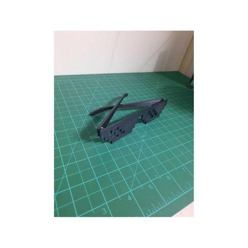 Thug Life Gözlükleri (Bu ürün Sadece Plastik parçadır - Almadan Önce Soru Sorabilirsiniz)