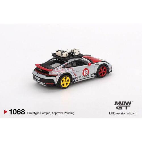 Mini GT Porsche 911 Dakar "Uncle Rally" BL 1068