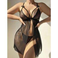 Siyah Dantel İşlemeli Göğüs İp Detaylı Dekolteli Fantezi Tül Gecelik String Takımı