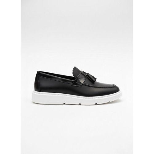 BA0005 Bağcıksız Yüksek Taban Klasik Püsküllü Corcik Erkek Ayakkabı Siyah Beyaz