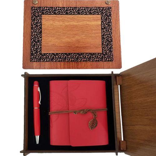 Ahşap Kutulu Kırmızı Deri Defter Ve Metal Kalem Set