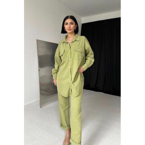 Yeşil Gömlek Ve Çıtçıtlı Pantolon Takım