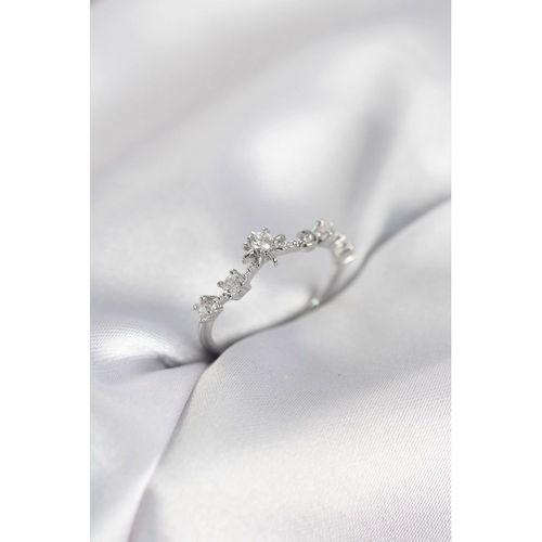 Gümüş Renk Gece Temalı Zirkon Taşlı Kadın Yüzük