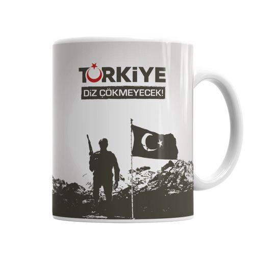 Ayyıldız Türkiye Diz Çökmeyecek Türk Bayrağı Kupa Bardak Porselen