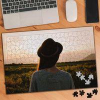 Yeşilliklerin Arasındaki Kız Gün Batımı 240 Parça Puzzle Yapboz-792818