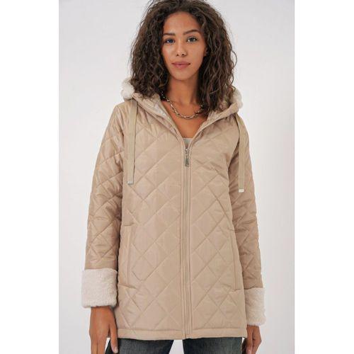 5197 Kapüşonlu Kapitone Mont - Bej