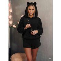 Kadın Uzun Kollu Kapşonlu Peluş Bluz Ve Kısa Short Ikili Takım