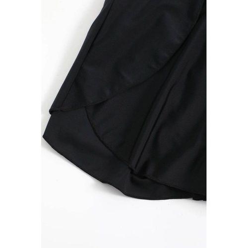 Kadın Siyah Yırtmaçlı Etek Görünümlü Şık Deniz Şortu