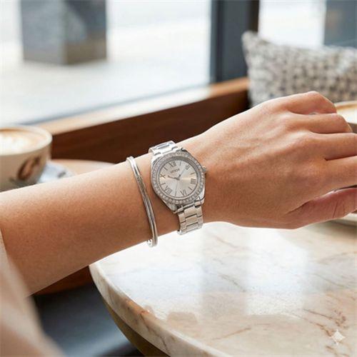 Guess GUGW0841L6 Kadın Kol Saati