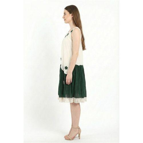 Kolsuz Papatya Yuvarlak Yaka Dantel Detaylı Yazlık Vual Kısa Elbise Krem/Yeşil Krm/Yşl