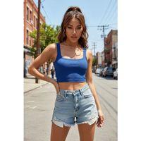 Kadın Lacivert Kalın Askılı Crop Top Büstiyer Esnek Kumaş Şık Basic Kadın Üst Giyim