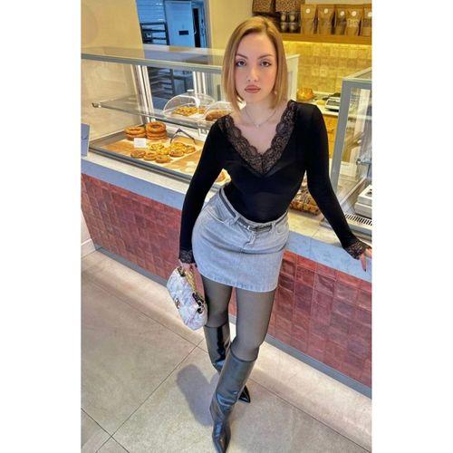 Kadın Uzun Kollu V Yaka Dantel Güpür Detay Bluz