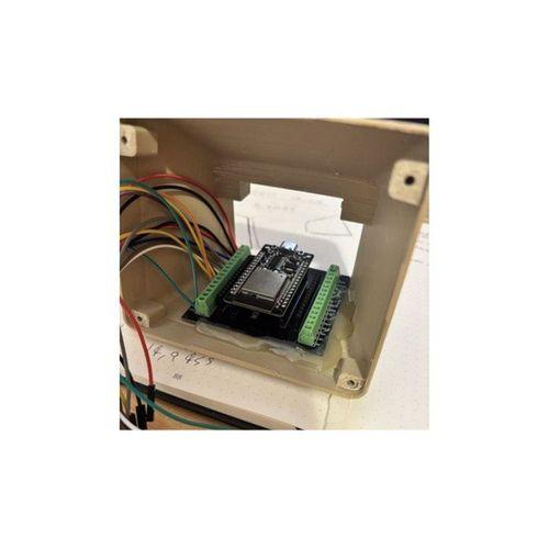 E Kağıt Ekran ve ESP32 Kasa (Bu ürün Sadece Plastik parçadır - Almadan Önce Soru Sorabilirsiniz)