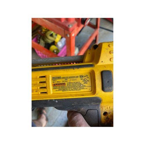 DEWALT Sosis Tüp İtici Mastik Tabancası 3D Baskı (Bu ürün Sadece Plastik parçadır - Almadan Önce Soru Sorabilirsiniz)