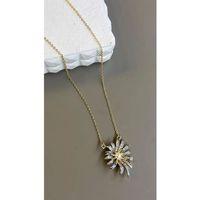 İncili Papatya Kolye - Altın