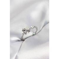 Gümüş Renk Yonca Model Sedefli Kadın Yüzük