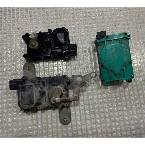 Merkezi Ki̇li̇t Pompasi Accent Yumurta Kasa 1995-