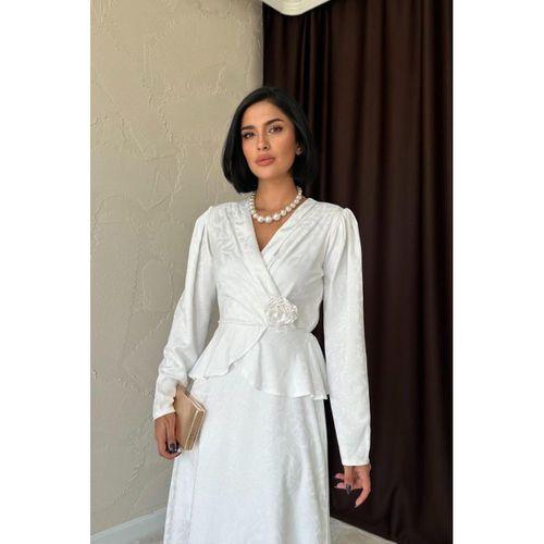 Ekru Pile Detaylı Kruvaze Elbise