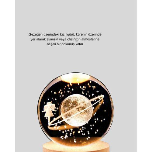 Işıklı Sarı Cam Küre Ve Kız Figürü Ahşap Standlı Dekoratif Lamba