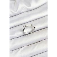 Pirinç Gümüş Renk Kemik Model Kadın Yüzük